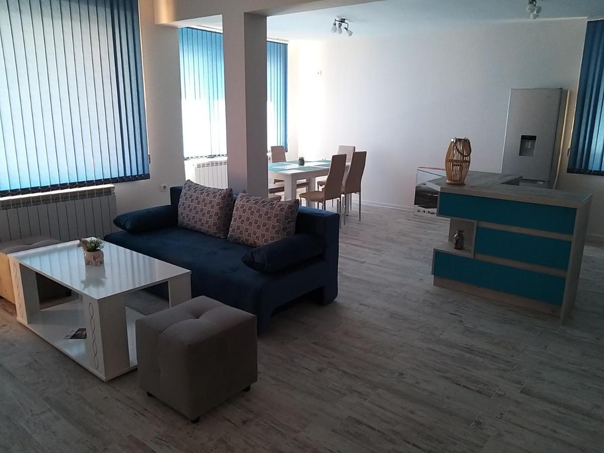 Апартамент Трапезица Скай Weliko Tarnowo Exterior foto